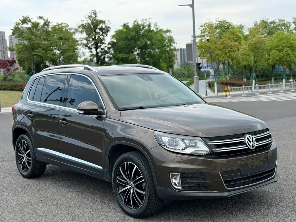 Volkswagen Tiguan 2015 — фото 3
