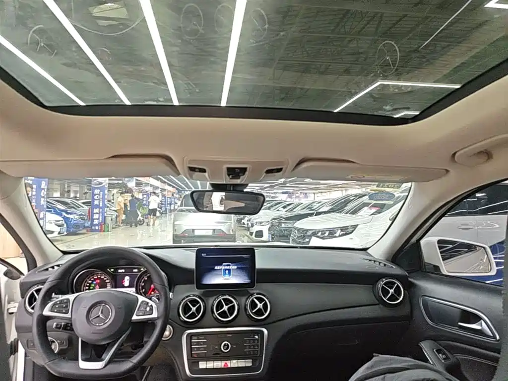 Mercedes-Benz GLA 2019 — фото 18