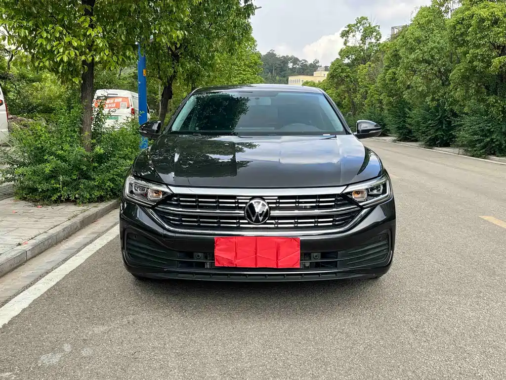 Volkswagen Sagitar 2025