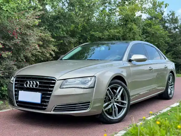 Audi A8 2013