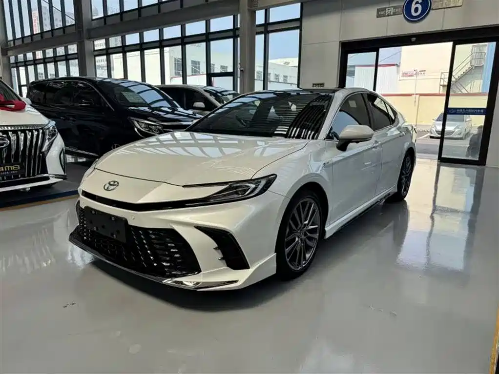 Toyota Camry 2024