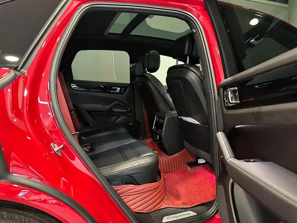 Porsche Cayenne New Energy 2021 — фото 14
