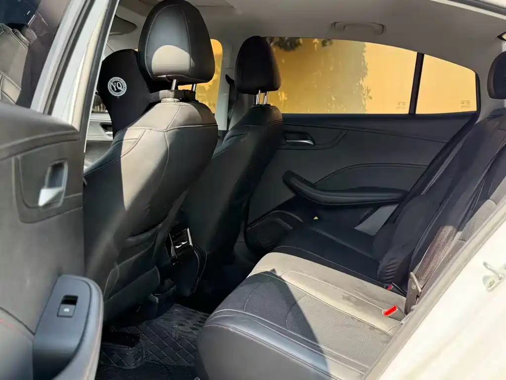 Roewe i5 2024