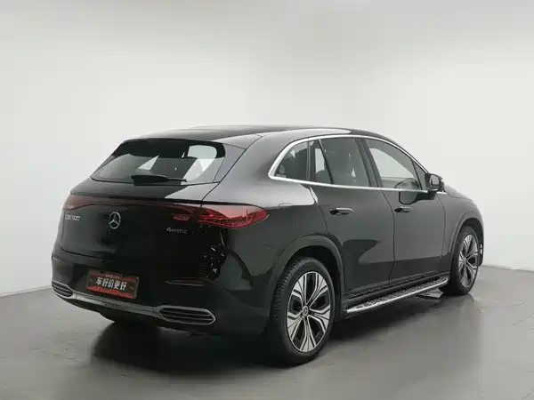 Mercedes-Benz EQE SUV 2024