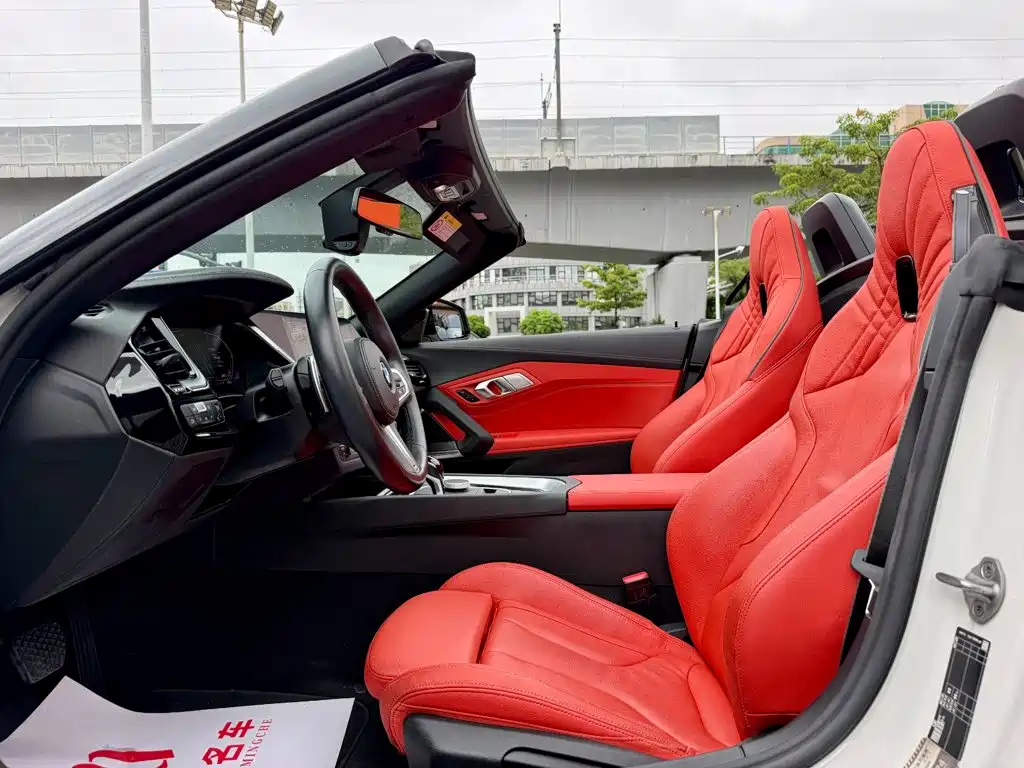 BMW Z4 2022 — фото 13