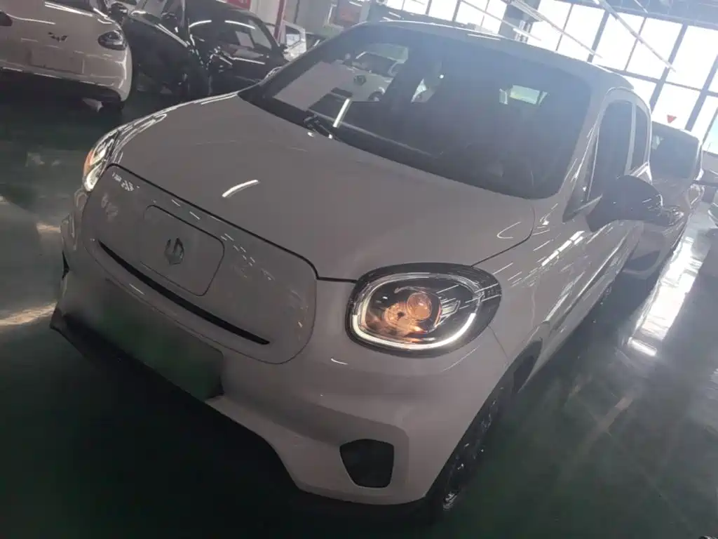 Leapmotor Zero Running T03 2025