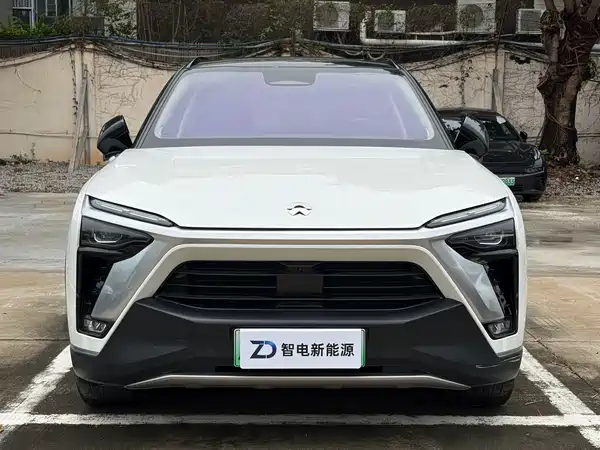 NIO ES8 2020