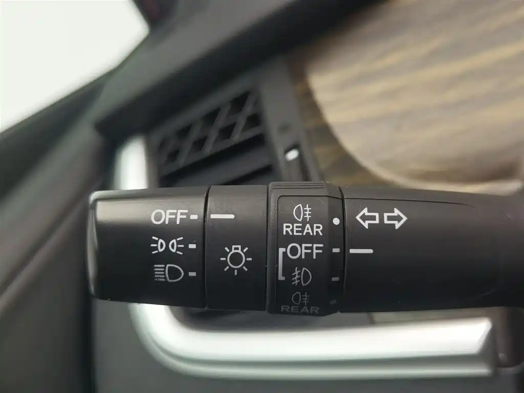 Honda Jade 2018 — фото 21