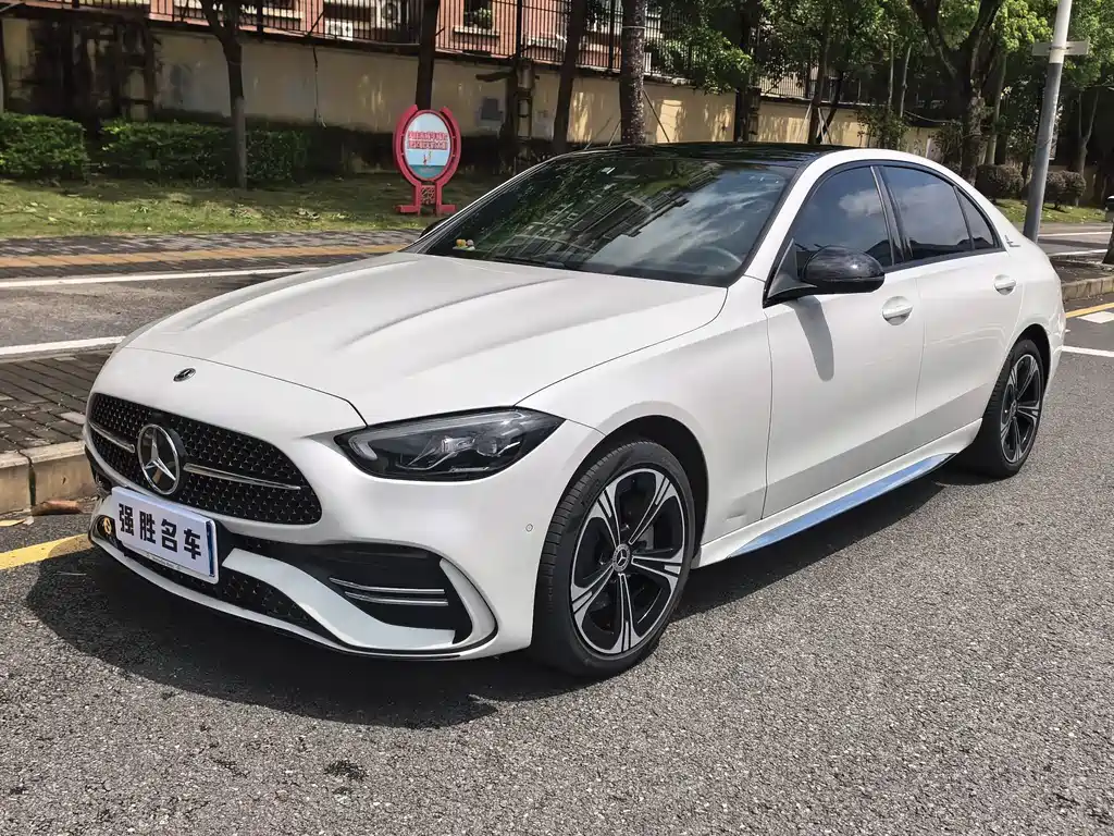 Mercedes-Benz C-Class 2022