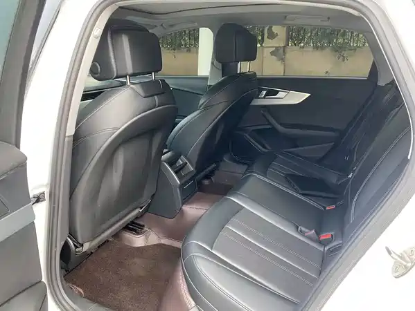 Audi A4L 2024