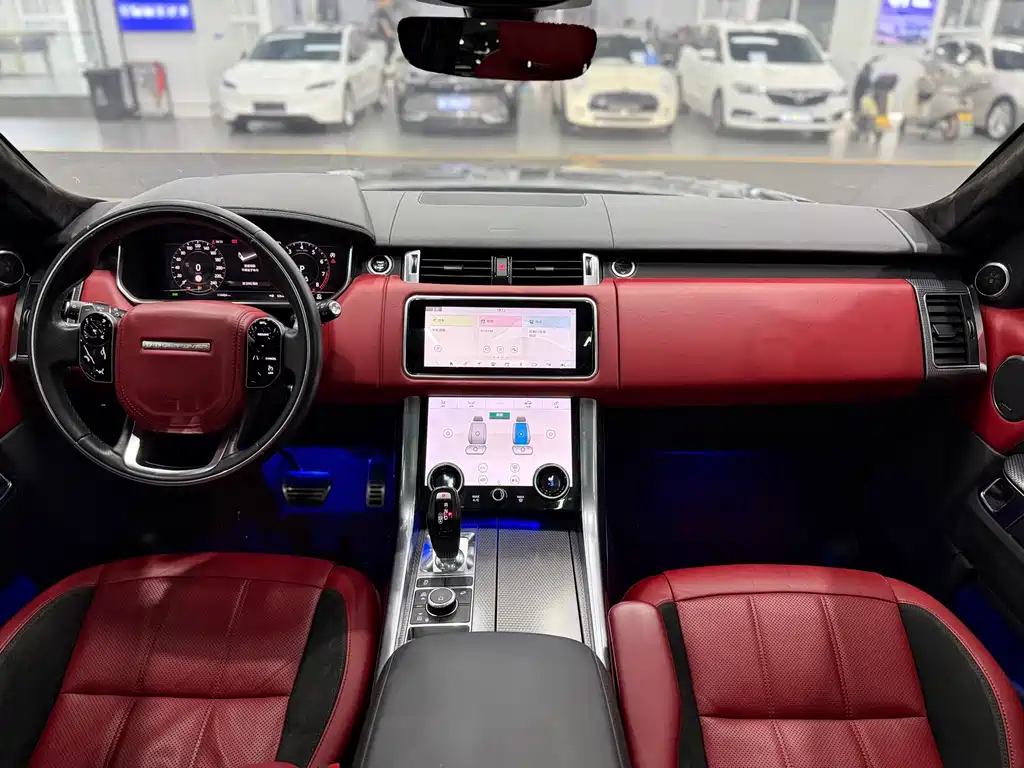Land Rover Sport 2020 — фото 11