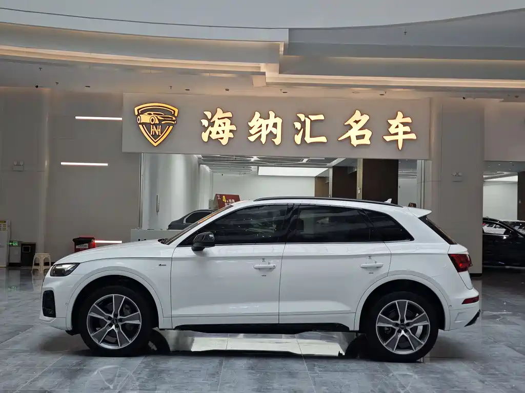 Audi Q5L 2023 — фото 2