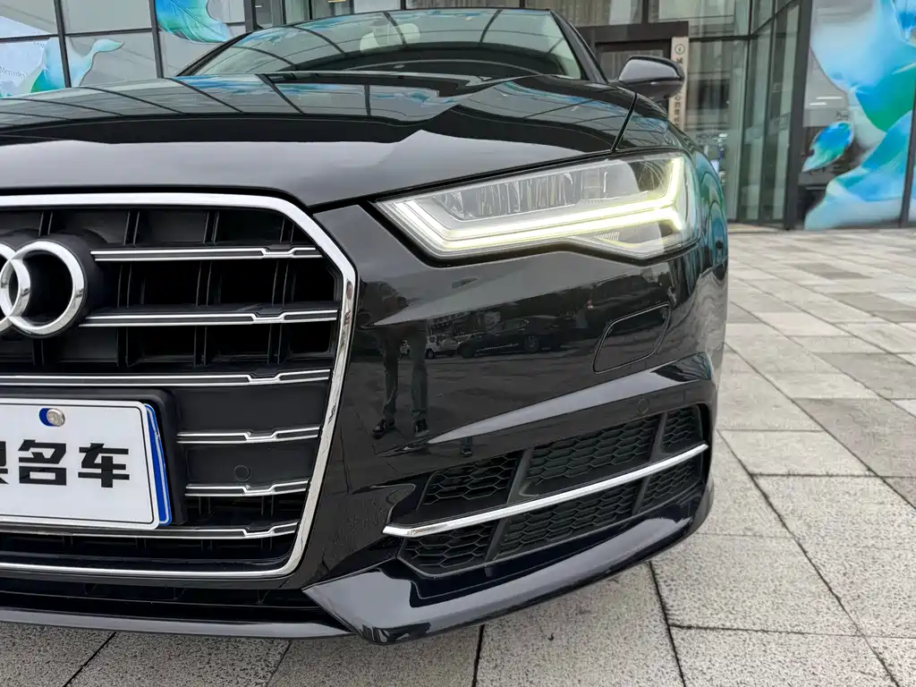Audi A6L 2018 — фото 32