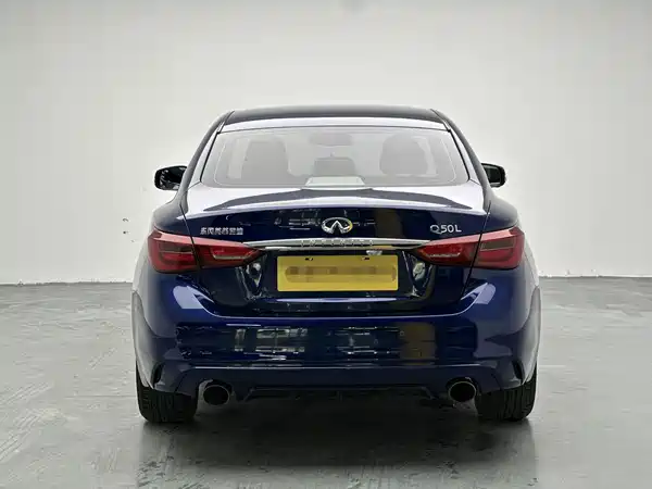 Infiniti Q50L 2018