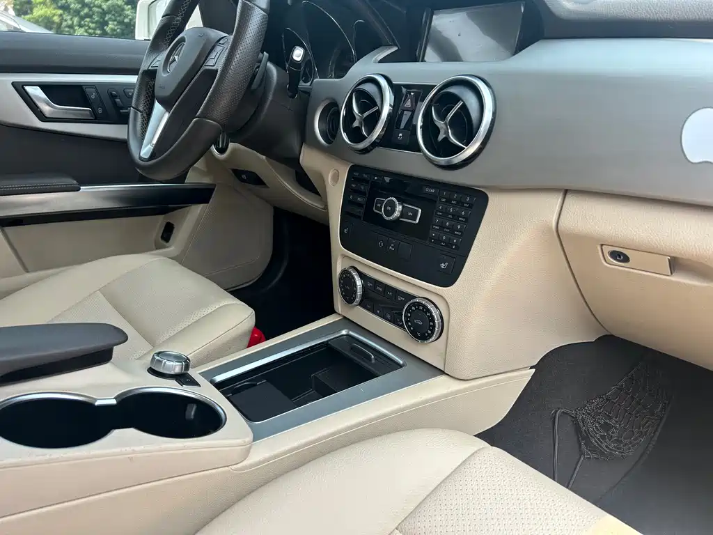 Mercedes-Benz GLK-Class 2014 — фото 25
