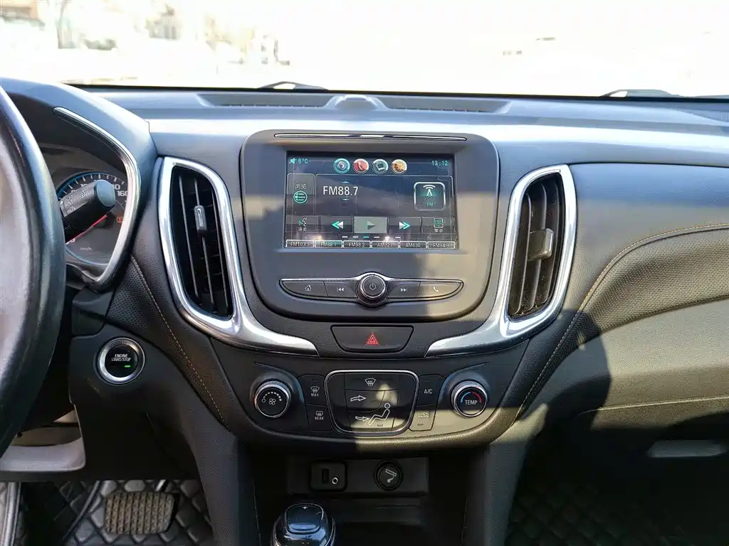 Chevrolet Equinox 2019 — фото 13