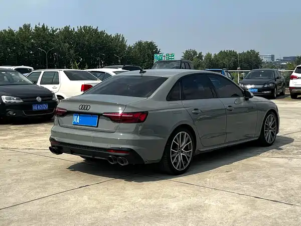 Audi S4 2022