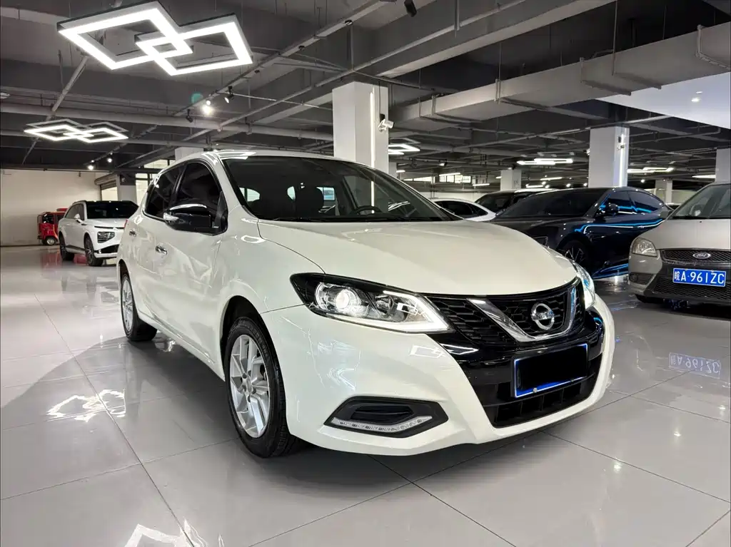Nissan Tiida 2023
