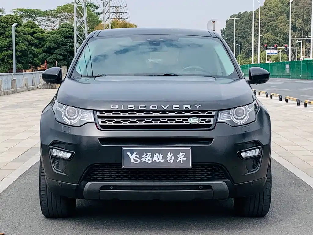 Land Rover Discovery Sport 2017 — фото 2