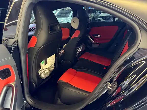 Mercedes-Benz CLA AMG 2024