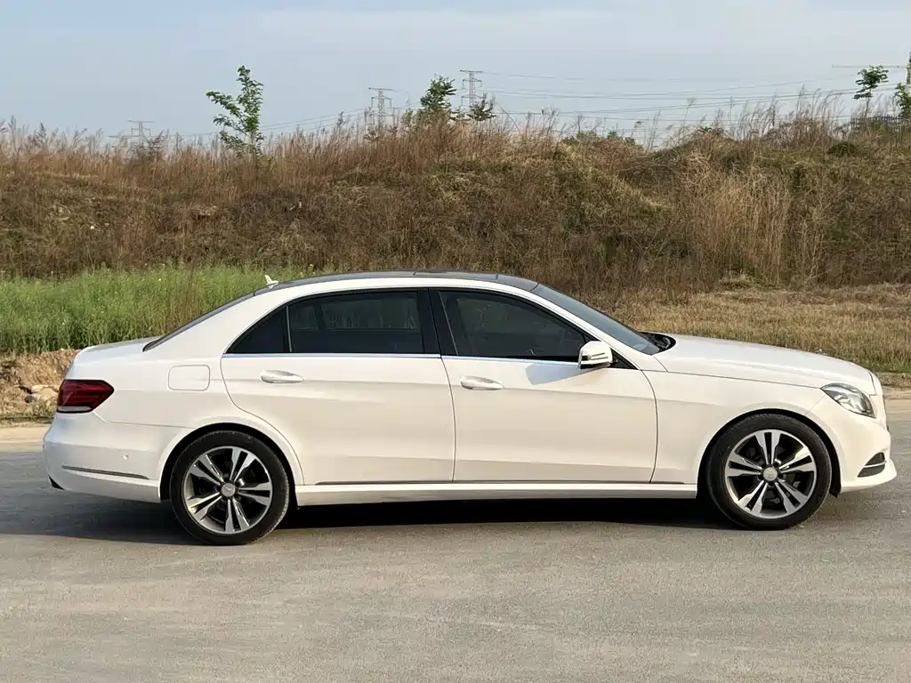 Mercedes-Benz E-Class 2016 — фото 7