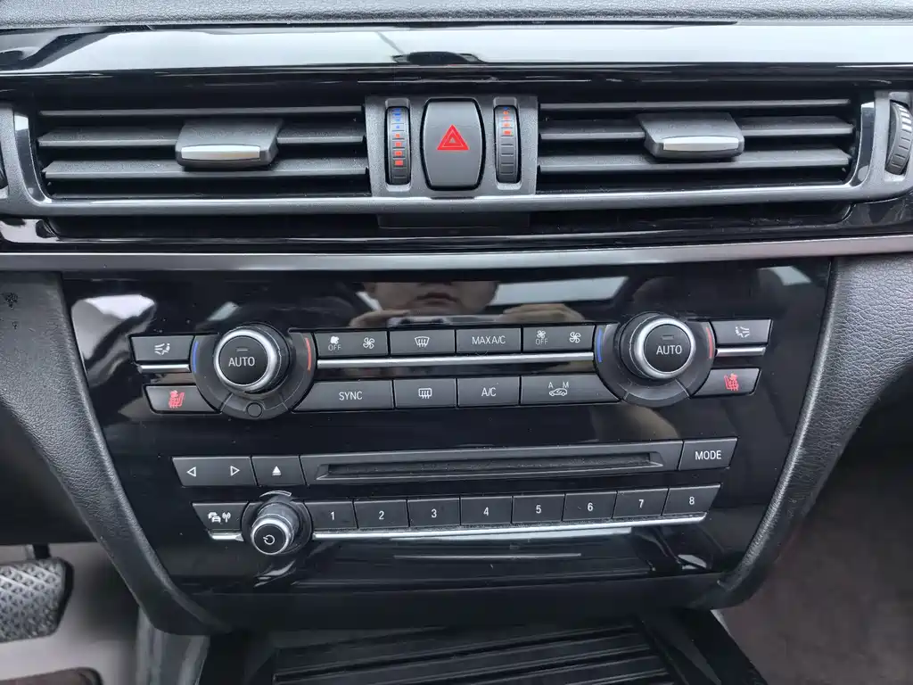 BMW X5 2018 — фото 14