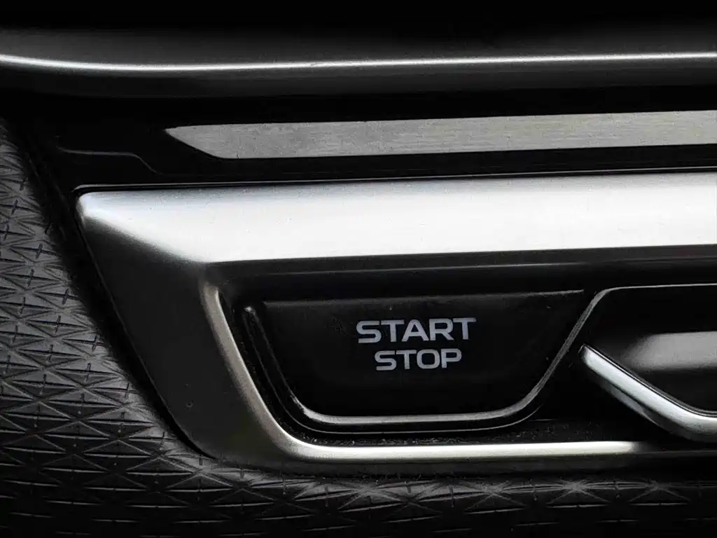 Geely Emgrand 2022 — фото 29