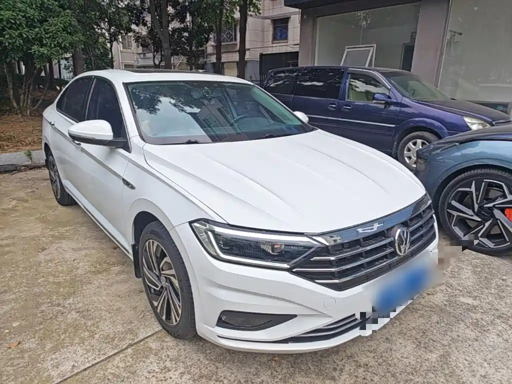 Volkswagen Sagitar 2022