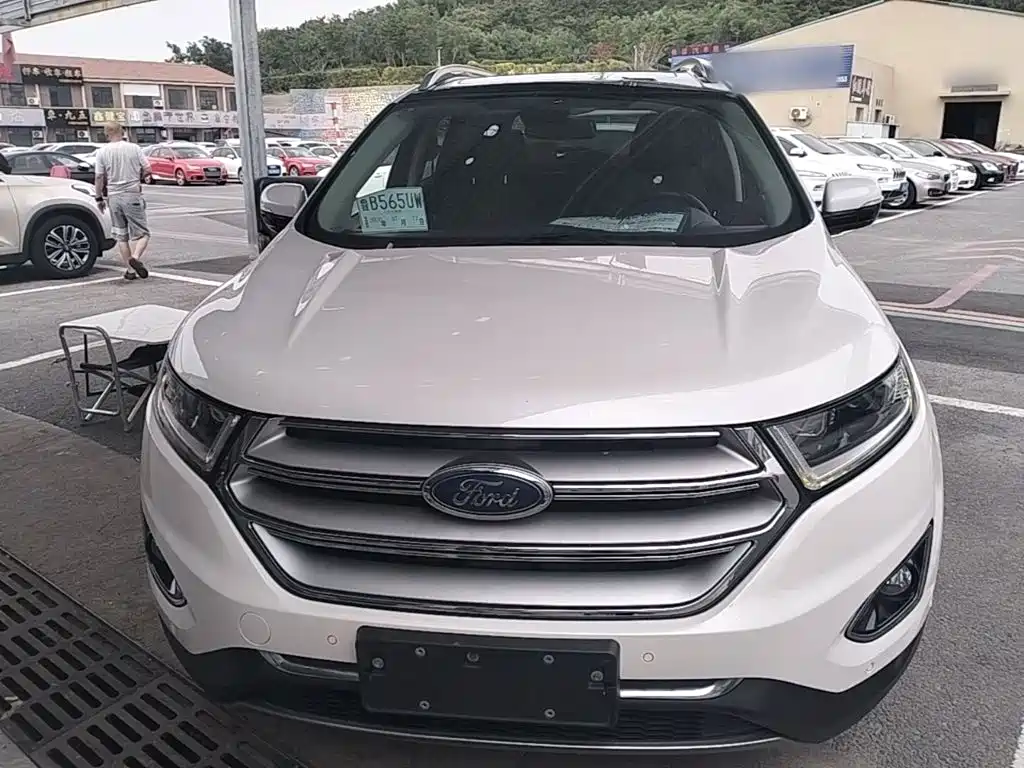 Ford Edge 2015 — фото 3