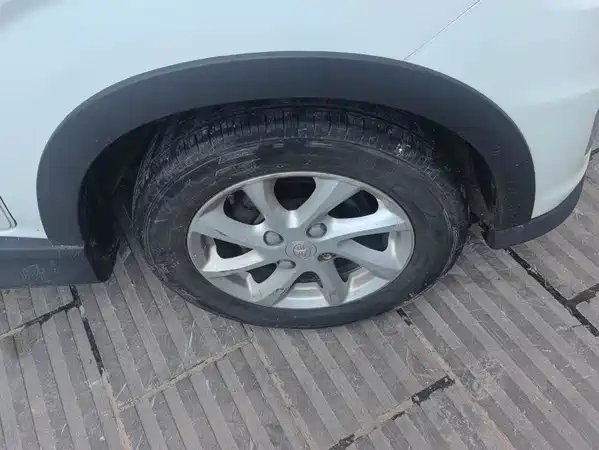 FAW Senya S80 2015