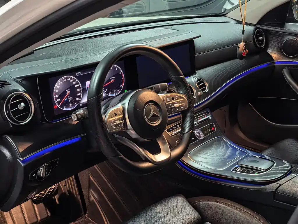 Mercedes-Benz E-Class 2019 — фото 4