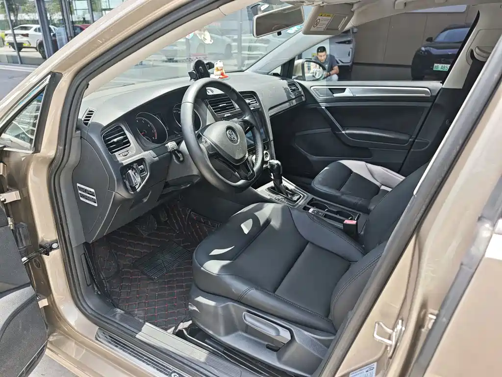 Volkswagen Golf 2015