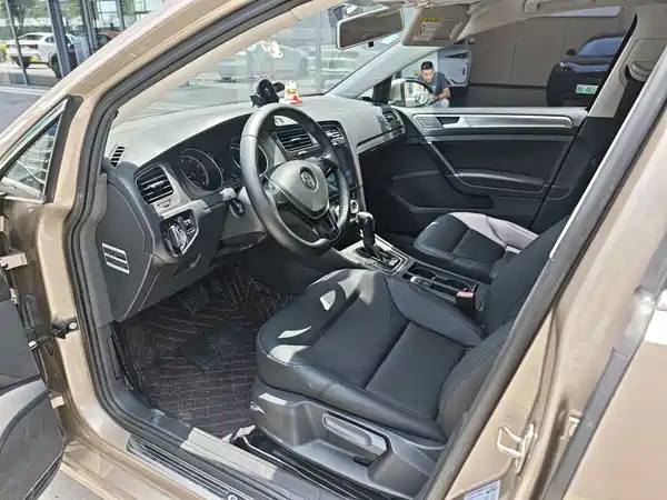 Volkswagen Golf 2015