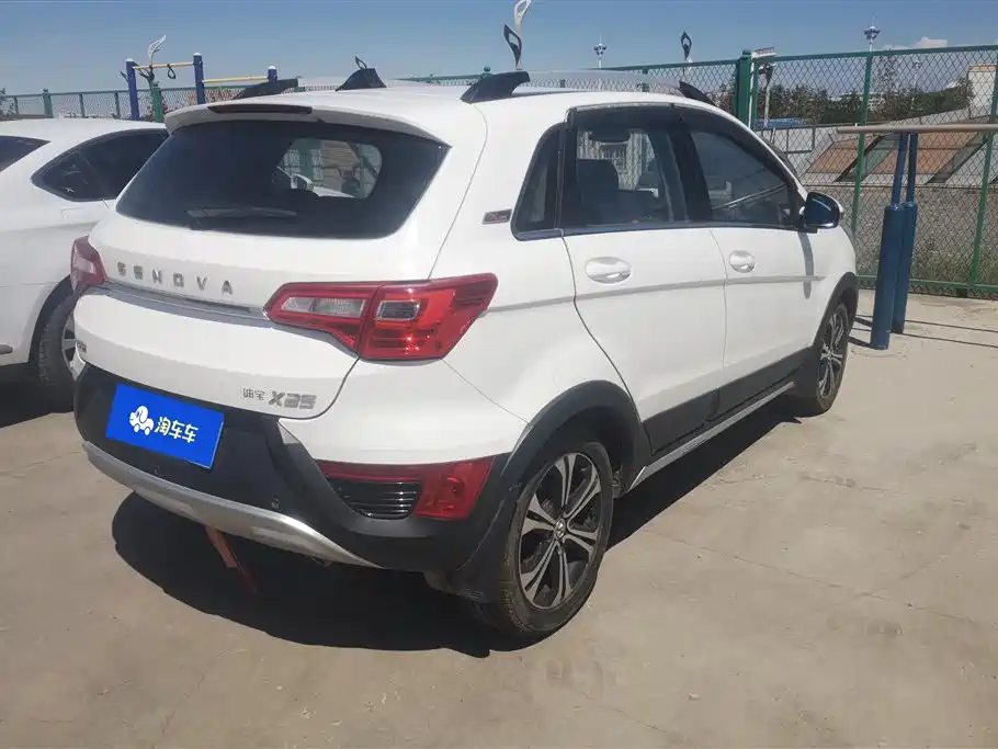 BAIC Senova X25 2016 — фото 3