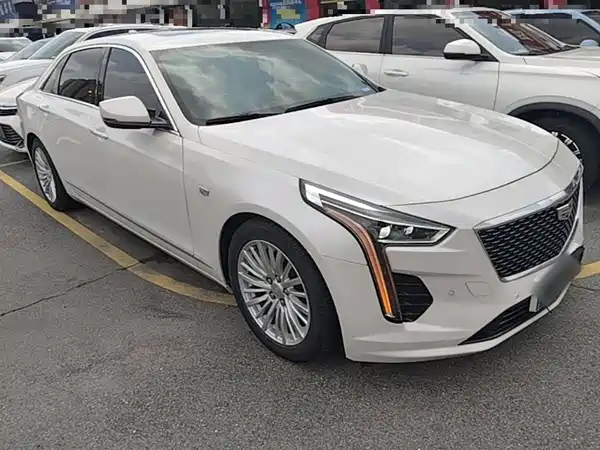 Cadillac CT6 2021