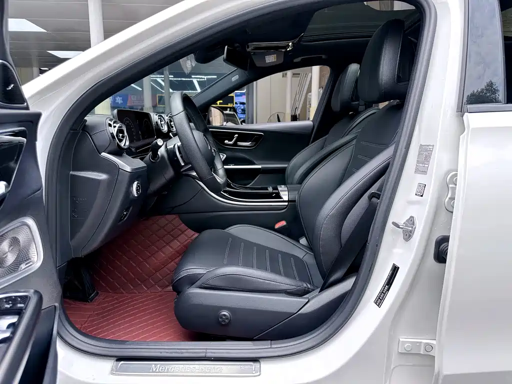 Mercedes-Benz C-Class 2022 — фото 11