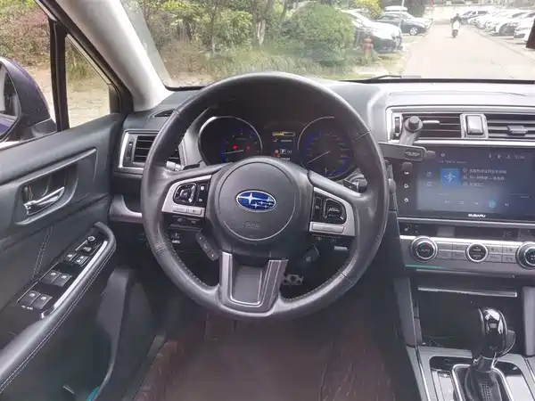 Subaru Outback 2016