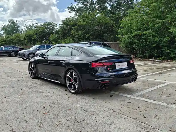 Audi RS 5 2025