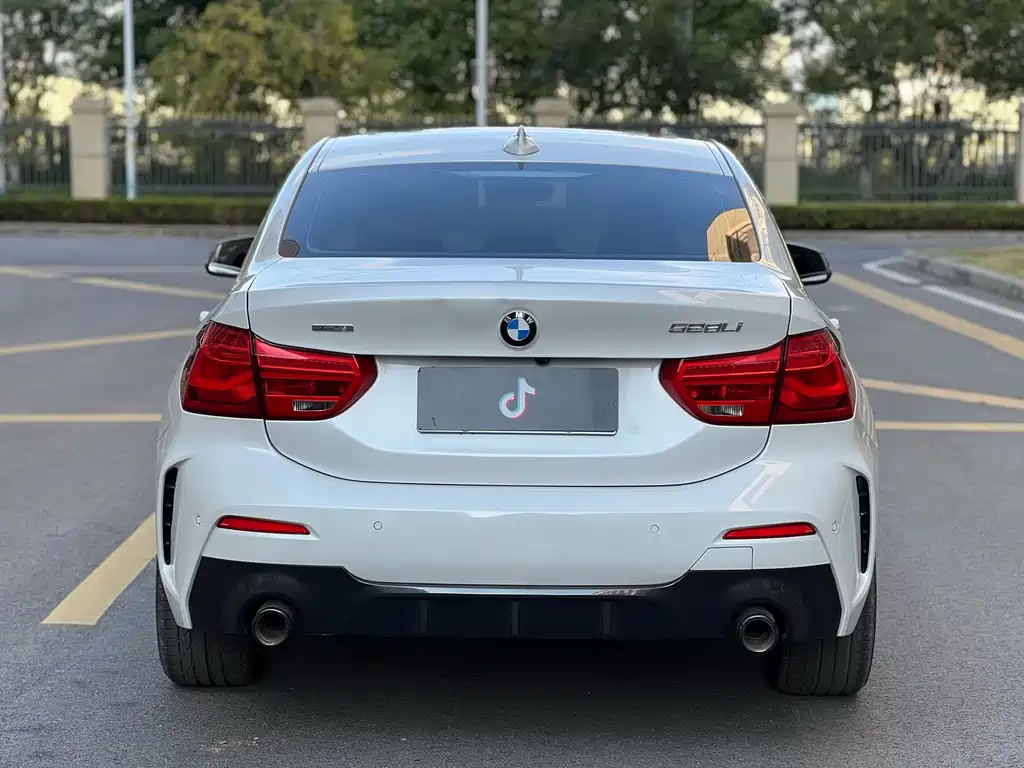 BMW 1 Series 2022