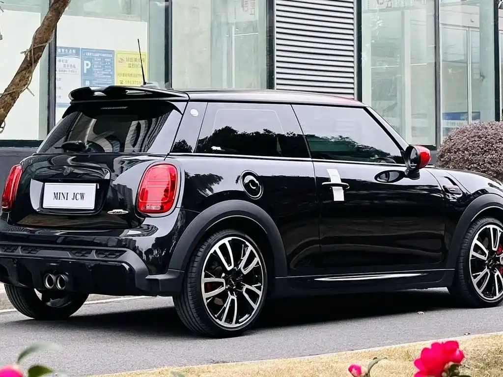MINI JCW 2023 — фото 8