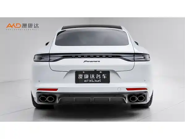 Porsche Panamera 2024