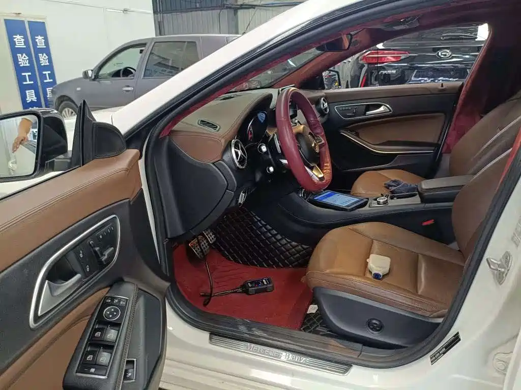 Mercedes-Benz CLA 2015 — фото 10