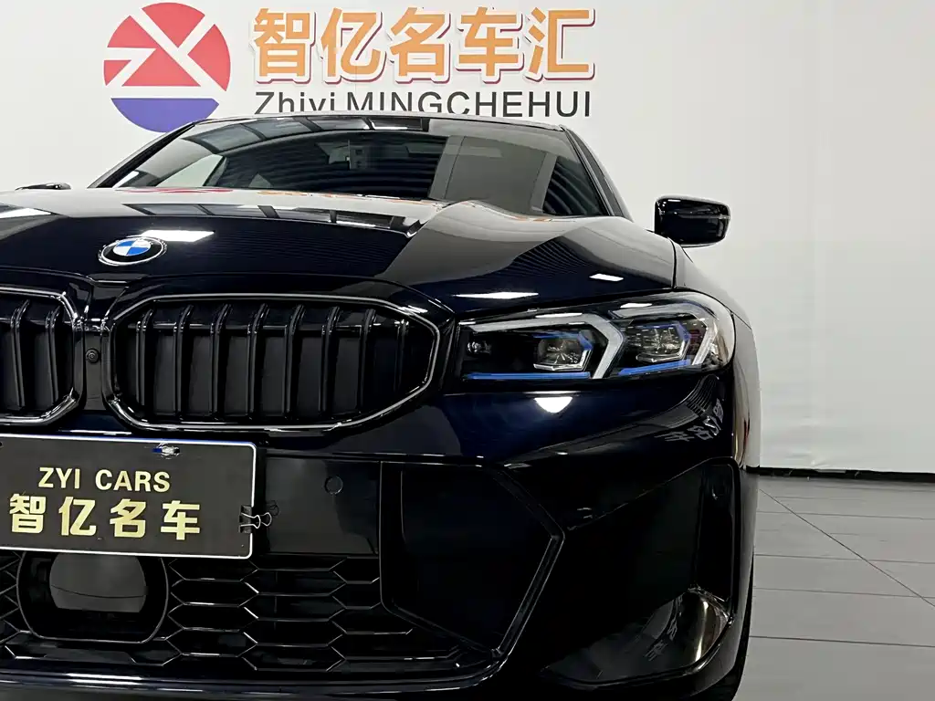 BMW 3 Series 2025 — фото 13