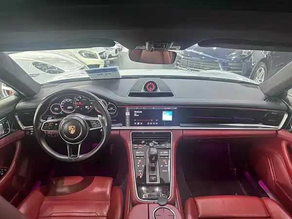 Porsche Panamera 2020