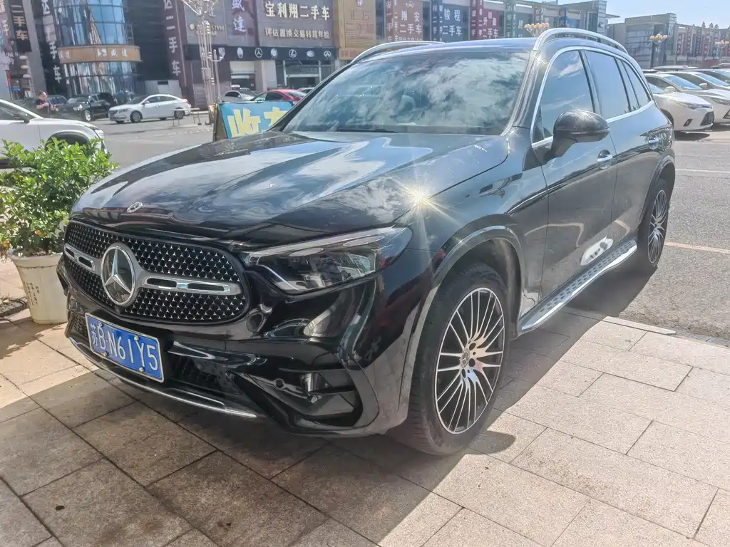 Mercedes-Benz GLC 2024