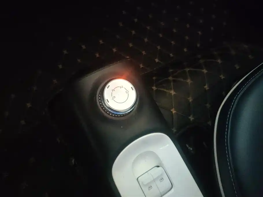 Wuling MINIEV 2023 — фото 16