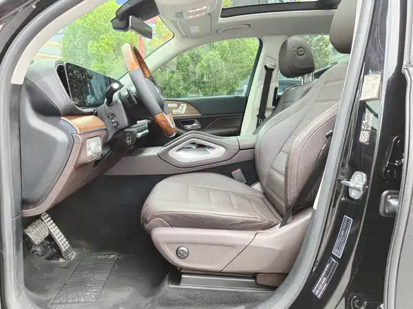 Mercedes-Benz GLS 2021