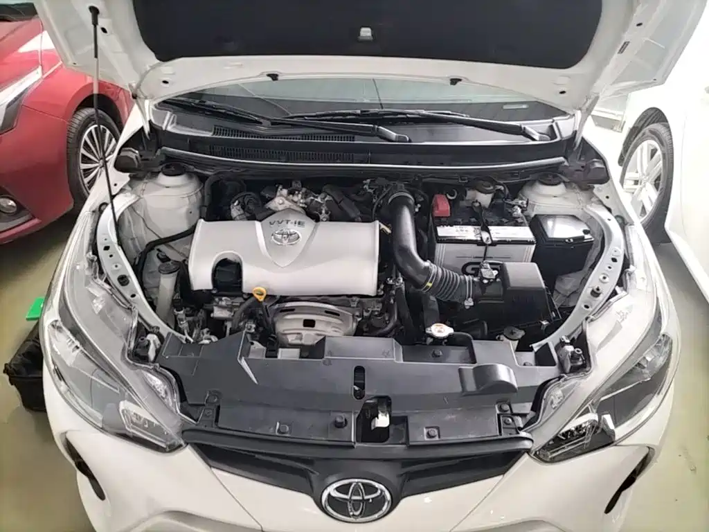 Toyota Yaris L 2019 — фото 20