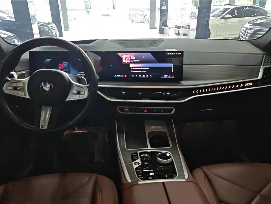 BMW X5 2024 — фото 12