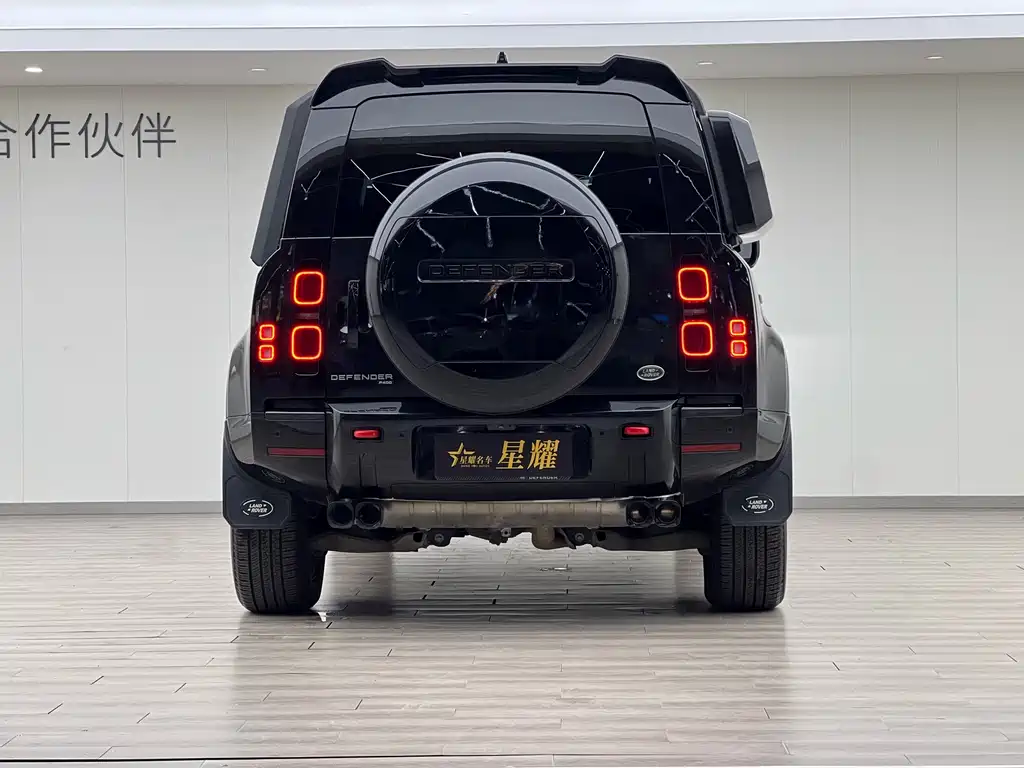 Land Rover Defender 2022 — фото 22